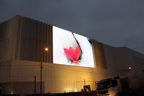 P8 Outdoor Advertising LED Display Billboard Front Service Exterior Screen