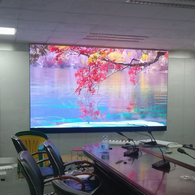 Small Pixels P1.25 4K 8K LED Video Wall Installation High Resolution Conference Room