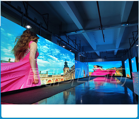 Big Indoor Curve Stage Background Led Screen 500x500mm Easy To Installation